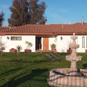 SE VENDE CASA EN VALLE LUMACO, COMUNA DE RAUCO, CURICÓ.