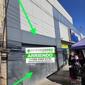 SE ARRIENDA LOCAL COMERCIAL A UN COSTADO DE HITES EN CALLE PRAT, CURICÓ.